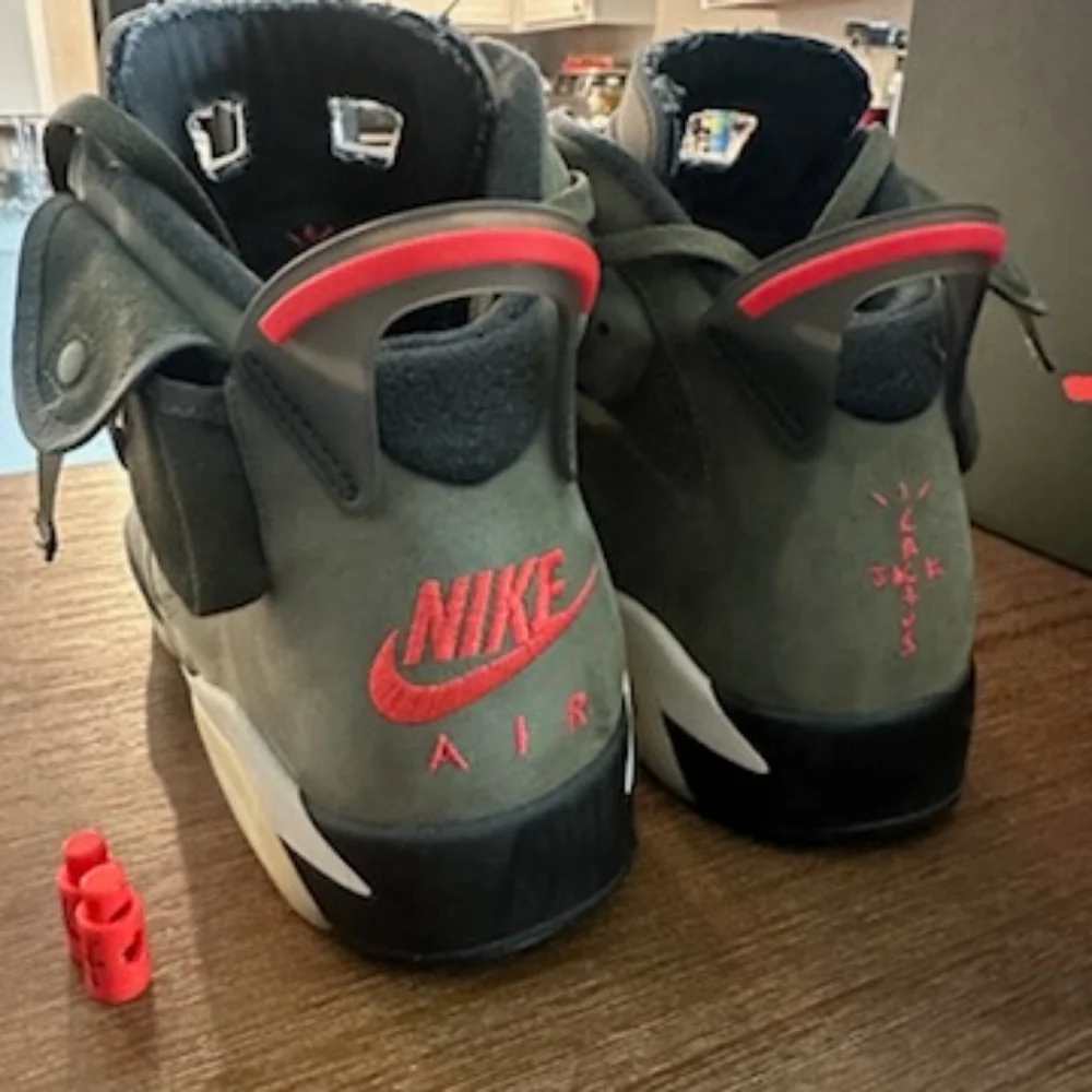 Travis Scott Jordan 6 Cactus Jack shoes size 12 - Picture 7 of 7